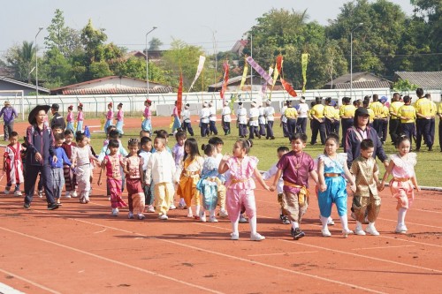 เทศบาลนครแม่สอดจัดกิจกรรมโครงการแข่งขันกีฬานักเรียนกลุ่มโรงเรียนในสังกัดเทศบาลนครแม่สอด