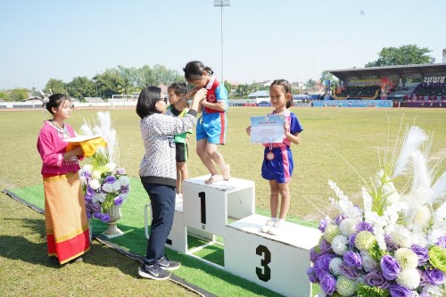 เทศบาลนครแม่สอดจัดกิจกรรมโครงการแข่งขันกีฬานักเรียนกลุ่มโรงเรียนในสังกัดเทศบาลนครแม่สอด