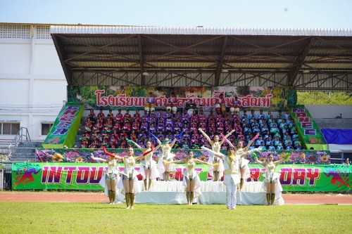 เทศบาลนครแม่สอดจัดกิจกรรมโครงการแข่งขันกีฬานักเรียนกลุ่มโรงเรียนในสังกัดเทศบาลนครแม่สอด