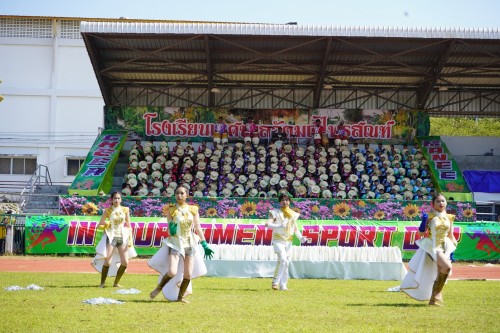 เทศบาลนครแม่สอดจัดกิจกรรมโครงการแข่งขันกีฬานักเรียนกลุ่มโรงเรียนในสังกัดเทศบาลนครแม่สอด