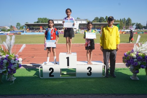 เทศบาลนครแม่สอดจัดกิจกรรมโครงการแข่งขันกีฬานักเรียนกลุ่มโรงเรียนในสังกัดเทศบาลนครแม่สอด