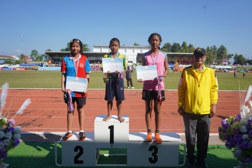 เทศบาลนครแม่สอดจัดกิจกรรมโครงการแข่งขันกีฬานักเรียนกลุ่มโรงเรียนในสังกัดเทศบาลนครแม่สอด