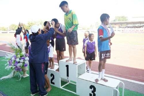 เทศบาลนครแม่สอดจัดกิจกรรมโครงการแข่งขันกีฬานักเรียนกลุ่มโรงเรียนในสังกัดเทศบาลนครแม่สอด