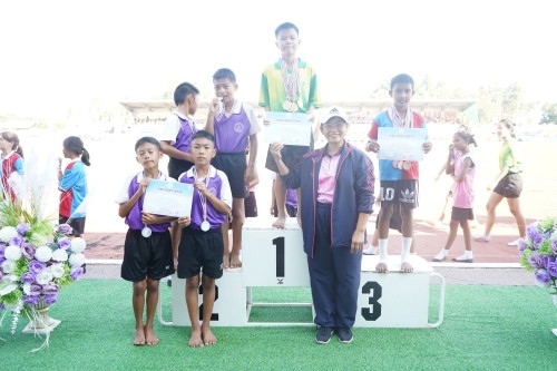 เทศบาลนครแม่สอดจัดกิจกรรมโครงการแข่งขันกีฬานักเรียนกลุ่มโรงเรียนในสังกัดเทศบาลนครแม่สอด