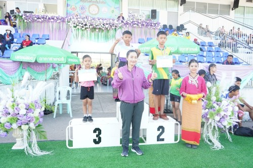 เทศบาลนครแม่สอดจัดกิจกรรมโครงการแข่งขันกีฬานักเรียนกลุ่มโรงเรียนในสังกัดเทศบาลนครแม่สอด