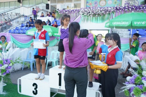 เทศบาลนครแม่สอดจัดกิจกรรมโครงการแข่งขันกีฬานักเรียนกลุ่มโรงเรียนในสังกัดเทศบาลนครแม่สอด