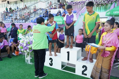 เทศบาลนครแม่สอดจัดกิจกรรมโครงการแข่งขันกีฬานักเรียนกลุ่มโรงเรียนในสังกัดเทศบาลนครแม่สอด