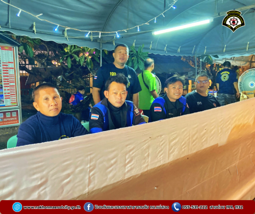 ดับเพลิงนครแม่สอด ปฎิบัติหน้าที่ ณ จุดบริการประชาชน ป้องกันและลดอุบัติเหตุทางถนนช่วงเทศกาลปีใหม่ 2568