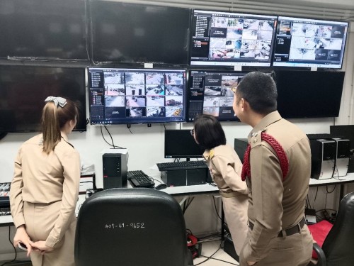 เจ้าหน้าที่กองยุทธศาสตร์และงบประมาณ ดำเนินการตามคำขอใช้ข้อมูลจากกล้องวงจรปิด