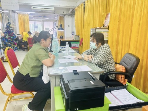 ฝ่ายส่งเสริมและสวัสดิการสังคม รับขึ้นทะเบียนเรื่องต่างๆ