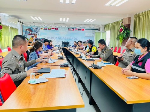 เข้าร่วมประชุมวางแผนการจัดระเบียบขอทานและบุคคลไร้ที่พึ่งในเขตเทศบาลนครแม่สอด