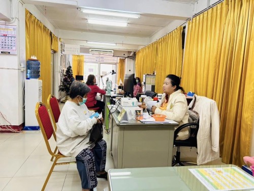 ฝ่ายส่งเสริมและสวัสดิการสังคม รับขึ้นทะเบียนเรื่องต่างๆ