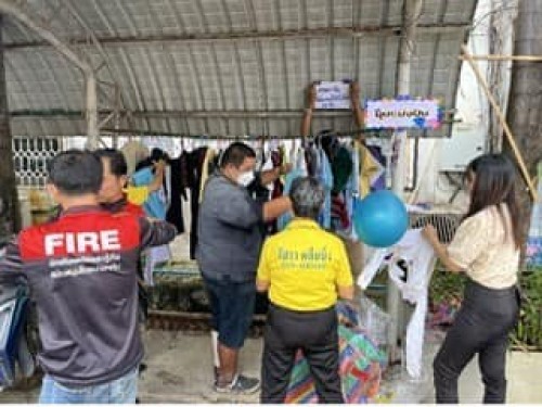 ดำเนินกิจกรรมมุมแบ่งปัน ซึ่งเป็นกิจกรรมการนำทรัพยากรกลับมาใช้ให้เกิดประโยชน์ 