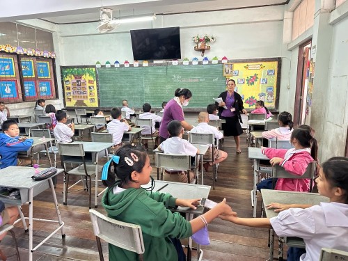 คณะกรรมการตรวจเยี่ยมสนามสอบการประเมินความสามารถด้านการอ่านของผู้เรียน (RT) ชั้นประถมศึกษาปีที่ 1 ปีการศึกษา 2567 ของนักเรียนในสังกัดเทศบาลนครแม่สอด