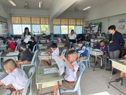 คณะกรรมการตรวจเยี่ยมสนามสอบการประเมินคุณภาพผู้เรียน (NT) ชั้นประถมศึกษาปีที่ 3 ประจำปีการศึกษา 2567 ของนักเรียนในสังกัดเทศบาลนครแม่สอด