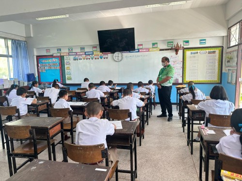 คณะกรรมการตรวจเยี่ยมสนามสอบการประเมินคุณภาพผู้เรียน (NT) ชั้นประถมศึกษาปีที่ 3 ประจำปีการศึกษา 2567 ของนักเรียนในสังกัดเทศบาลนครแม่สอด