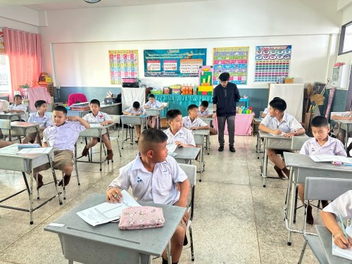 คณะกรรมการตรวจเยี่ยมสนามสอบการประเมินคุณภาพผู้เรียน (NT) ชั้นประถมศึกษาปีที่ 3 ประจำปีการศึกษา 2567 ของนักเรียนในสังกัดเทศบาลนครแม่สอด