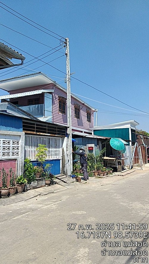 เจ้าหน้าที่กองยุทธศาสตร์และงบประมาณ ดำเนินการตามคำร้อง ขอซ่อมแซมเคเบิ้ลทีวี