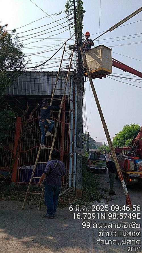 เจ้าหน้าที่กองยุทธศาสตร์และงบประมาณ ดำเนินการตามคำร้อง ขอซ่อมแซมเคเบิ้ลทีวี ชุมชนวัดหลวง