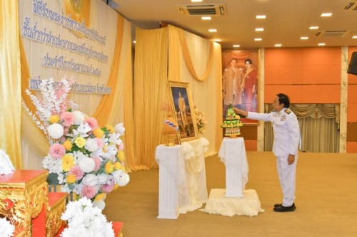 เทศบาลนครแม่สอด จัดพิธีรับพระราชทานเครื่องราชอิสริยาภรณ์   เมื่อวันพฤหัสบดี ที่ 13 มีนาคม 2568 เวลา 09.00 น. ณ ห้องประชุมเพชรน้ำหนึ่ง ชั้น 6 อาคารศูนย์ส่งเสริมอาชีพชุมชน เทศบาลนครแม่สอด อำเภอแม่สอด จังหวัดตาก 