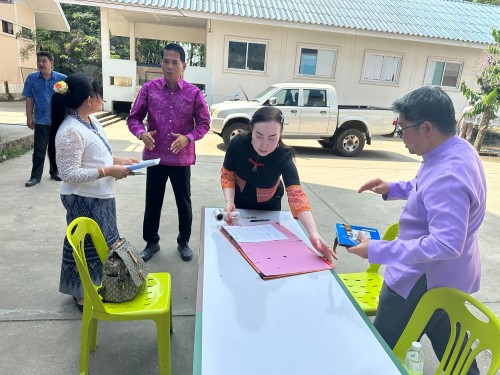 เทศบาลนครแม่สอด ส่งมอบครุภัณฑ์ยานพาหนะและขนส่ง ให้แก่โรงเรียนบ้านปางส้าน และโรงเรียนบ้านท่าอาจ