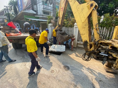 วันจันทร์ที่ 17 มีนาคม 2568 กองช่างสุขาภิบาลออกปฎิบัติงานภาคสนาม จำนวน 5 แห่ง