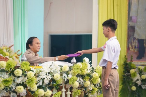 เทศบาลนครแม่สอดจัดกิจกรรมโครงการปัจฉิมนิเทศนักเรียนที่สำเร้จการศึกษา ประจำปี 2568