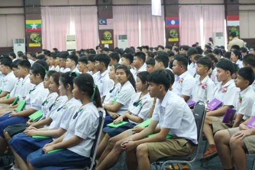 เทศบาลนครแม่สอดจัดกิจกรรมโครงการปัจฉิมนิเทศนักเรียนที่สำเร้จการศึกษา ประจำปี 2568