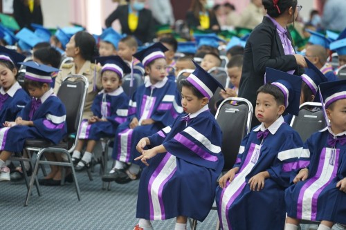 เทศบาลนครแม่สอดจัดกิจกรรมพิธีมอบวุฒิบัตรยุวบัณฑิต ประจำปีการศึกษา 2567