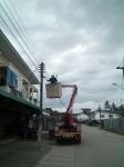 งานไฟฟ้า ฝ่ายการโยธา ได้ออกปฏิบัติงานติดโคมไฟเพิ่มบริเวณถนนแม่สอด-แม่ตาว  และซ่อมไฟฟ้าสาธารณะในเขตชุมชนต่าง ๆ