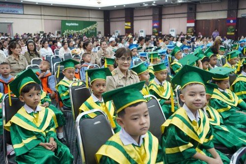 เทศบาลนครแม่สอดจัดกิจกรรมพิธีมอบวุฒิบัตรยุวบัณฑิต ประจำปีการศึกษา 2567