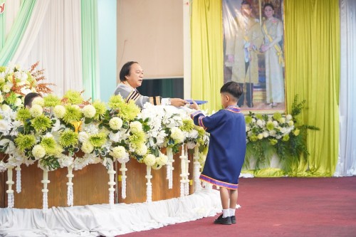 เทศบาลนครแม่สอดจัดกิจกรรมพิธีมอบวุฒิบัตรยุวบัณฑิต ประจำปีการศึกษา 2567