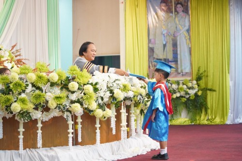 เทศบาลนครแม่สอดจัดกิจกรรมพิธีมอบวุฒิบัตรยุวบัณฑิต ประจำปีการศึกษา 2567