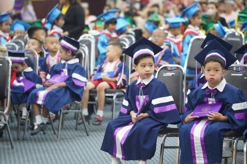 เทศบาลนครแม่สอดจัดกิจกรรมพิธีมอบวุฒิบัตรยุวบัณฑิต ประจำปีการศึกษา 2567