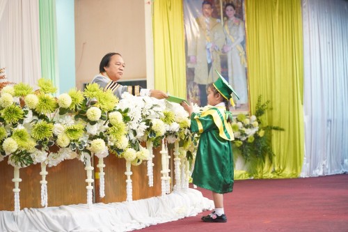 เทศบาลนครแม่สอดจัดกิจกรรมพิธีมอบวุฒิบัตรยุวบัณฑิต ประจำปีการศึกษา 2567