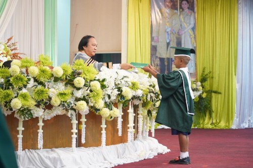 เทศบาลนครแม่สอดจัดกิจกรรมพิธีมอบวุฒิบัตรยุวบัณฑิต ประจำปีการศึกษา 2567