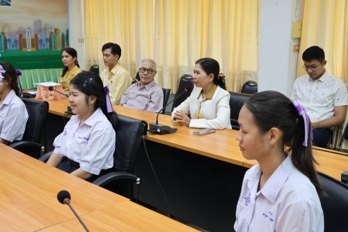 พิธีมอบประกาศเกียรติคุณ ให้แก่นักเรียนผู้ฝึกประสบการณืด้านการแพทย์ และงานธุรการ