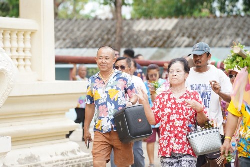 เทศบาลนครแม่สอดร่วมกับวัดดอนแก้วจัดโครงการจัดงานประเพณีแห่ไม้กำ๊สะหลี