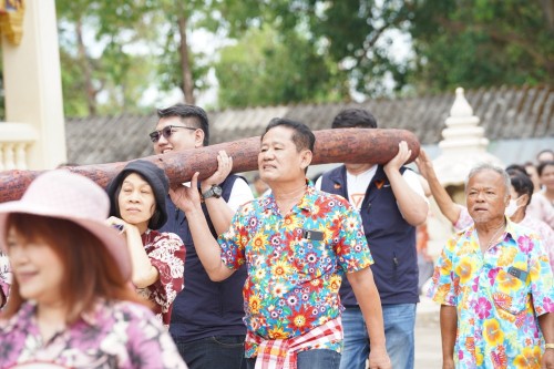 เทศบาลนครแม่สอดร่วมกับวัดดอนแก้วจัดโครงการจัดงานประเพณีแห่ไม้กำ๊สะหลี