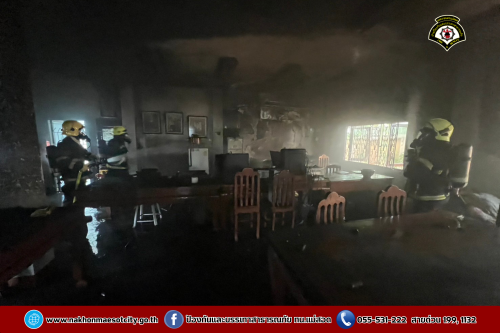 ดับเพลิงนครแม่สอด ออกระงับเหตุเพลิงไหม้สำนักงาน หจก.ธนสารโกศล พืชไร่ ถนนราษฎร์อุทิศ