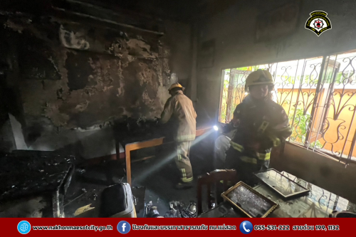 ดับเพลิงนครแม่สอด ออกระงับเหตุเพลิงไหม้สำนักงาน หจก.ธนสารโกศล พืชไร่ ถนนราษฎร์อุทิศ