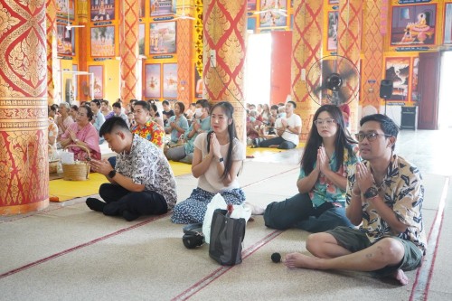 เทศบาลนครแมส่อดร่วมกับวัดดอนแก้ว จัดกิจกรรมสรงน้ำพระธาตุเจดีย์วัดดอนแก้ว (หมู่บ้านหน่อเก)