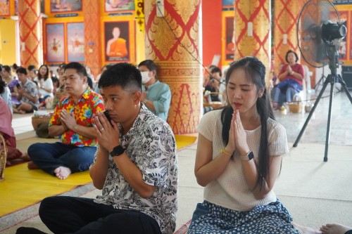 เทศบาลนครแมส่อดร่วมกับวัดดอนแก้ว จัดกิจกรรมสรงน้ำพระธาตุเจดีย์วัดดอนแก้ว (หมู่บ้านหน่อเก)