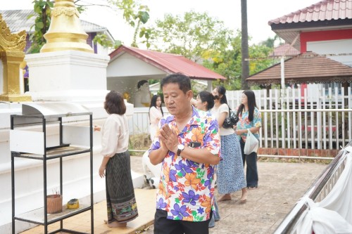 เทศบาลนครแมส่อดร่วมกับวัดดอนแก้ว จัดกิจกรรมสรงน้ำพระธาตุเจดีย์วัดดอนแก้ว (หมู่บ้านหน่อเก)