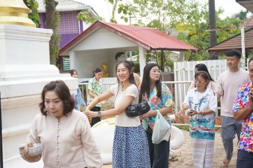 เทศบาลนครแมส่อดร่วมกับวัดดอนแก้ว จัดกิจกรรมสรงน้ำพระธาตุเจดีย์วัดดอนแก้ว (หมู่บ้านหน่อเก)