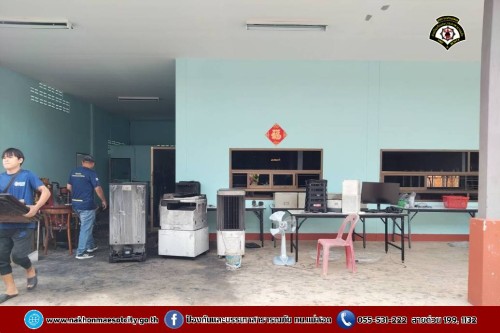 ดับเพลิงนครแม่สอด ออกตรวจสอบข้อเท็จจริงกรณีเหตุเพลิงไหม้สำนักงาน หจก.ธนสารโกศล พืชไร่ ถนนราษฎร์อุทิศ