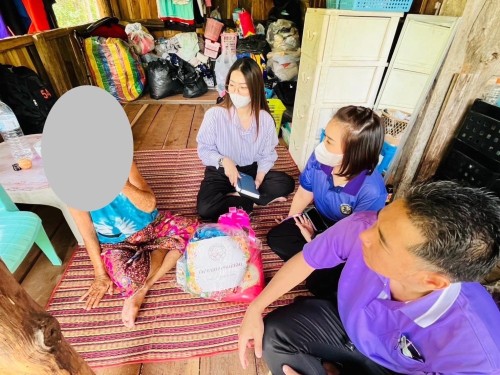 เยี่ยมบ้าน ติดตาม เคสผู้มีรายได้น้อย จำนวน 3 ราย ในเขตพื้นที่เทศบาลนครแม่สอด