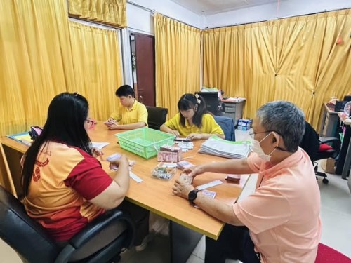 ฝ่ายส่งเสริมและสวัสดิการสังคมดำเนินการขึ้นทะเบียนในเรื่องต่างๆ