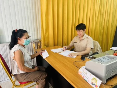 ฝ่ายส่งเสริมและสวัสดิการสังคม ดำเนินการขึ้นทะเบียนในเรื่องต่างๆ