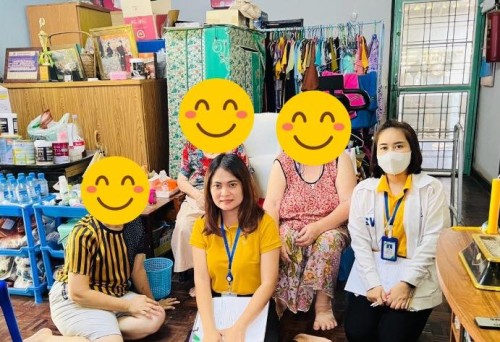 ลงพื้นที่ช่วยเหลือผู้ประสบปัญหาทางสังคมตามมติที่ประชุมคณะกรรมการสำรวจข้อมูลและประเมินความจำเป็นเร่งด่วนแก่ผู้ประสบปัญหาทางสังคมฯ